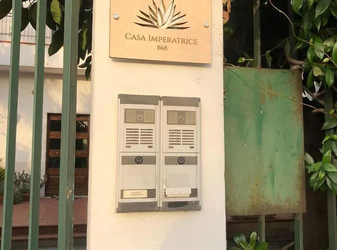 Casa Imperatrice Bed & Breakfast Tarente